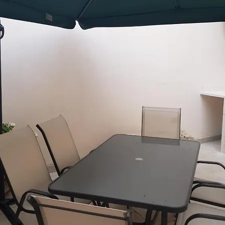 Casa Vacanza Nonna Teresina * Caprarica di Lecce